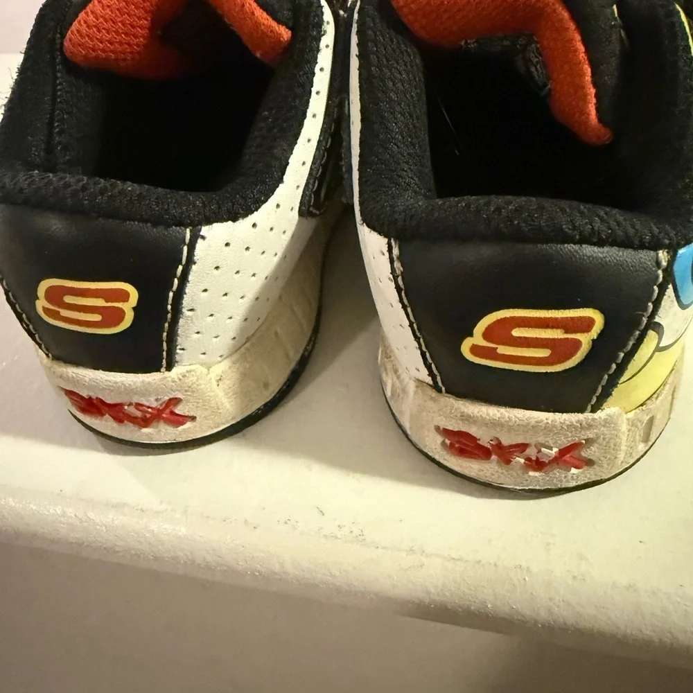 Skechers SpongeBob Baby Shoes - Black and Yellow Size 5